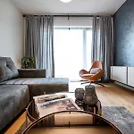 Apartament Warm Amber