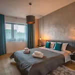 Apartament Warm Amber *