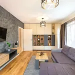 Apartament Warm Amber