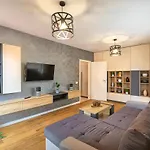 Apartament Warm Amber *
