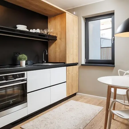 Apartment Warm Amber *