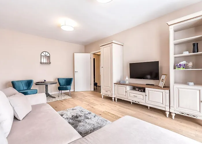 Warm Amber Apartment Brasov