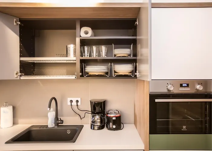 Apartment Warm Amber *