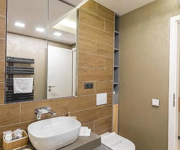 Warm Amber Apartment